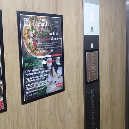 W Platinum Mountain Z Parkingiem 5*