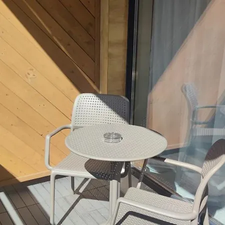 W Platinum Mountain Z Parkingiem شكلارسكا بوريبا