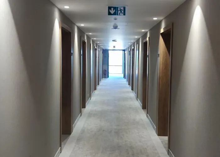 Hotel W Platinum Mountain Z Parkingiem