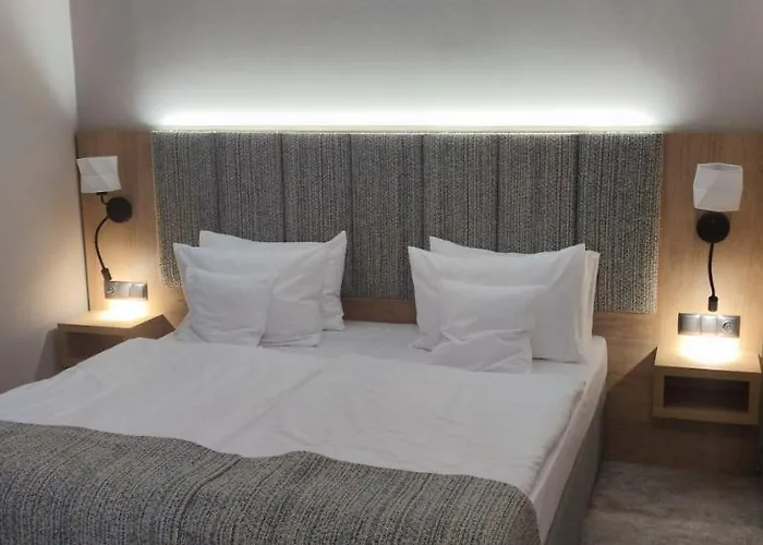 Hotel W Platinum Mountain Z Parkingiem