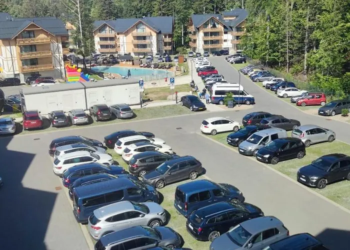 W Platinum Mountain Z Parkingiem 5*